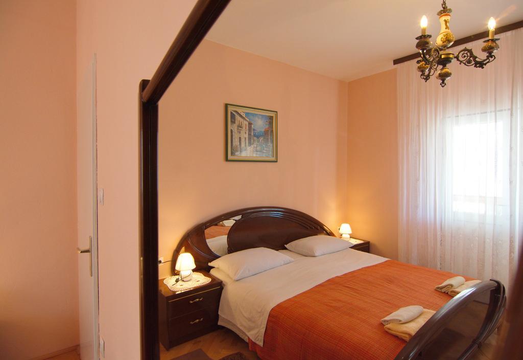 Apartment And Rooms Toka Zára Kültér fotó