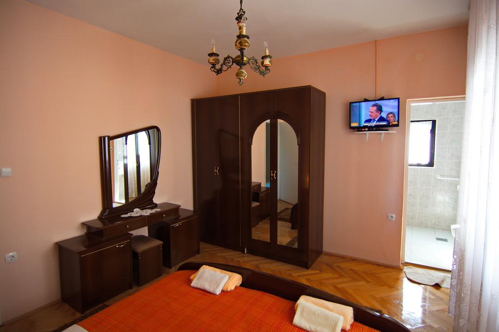 Apartment And Rooms Toka Zára Kültér fotó